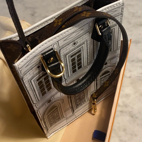 Louis Vuitton Petit Sac Plat bag and charm - Picture 3 of 7